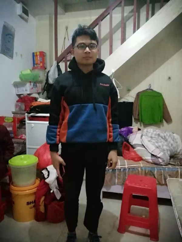 UCKK的第一张照片--福州闪婚服务中心
