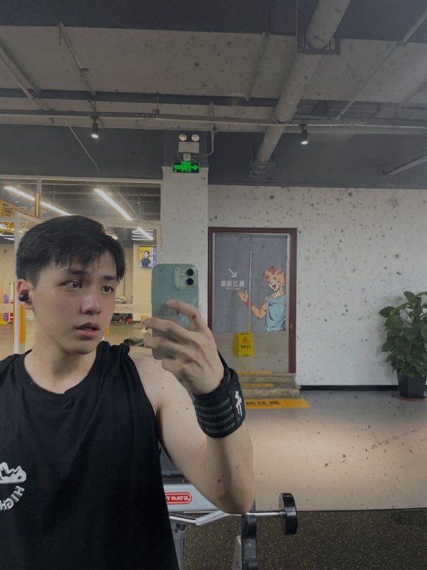 想吃猫的鱼的第一张照片--福州闪婚服务中心