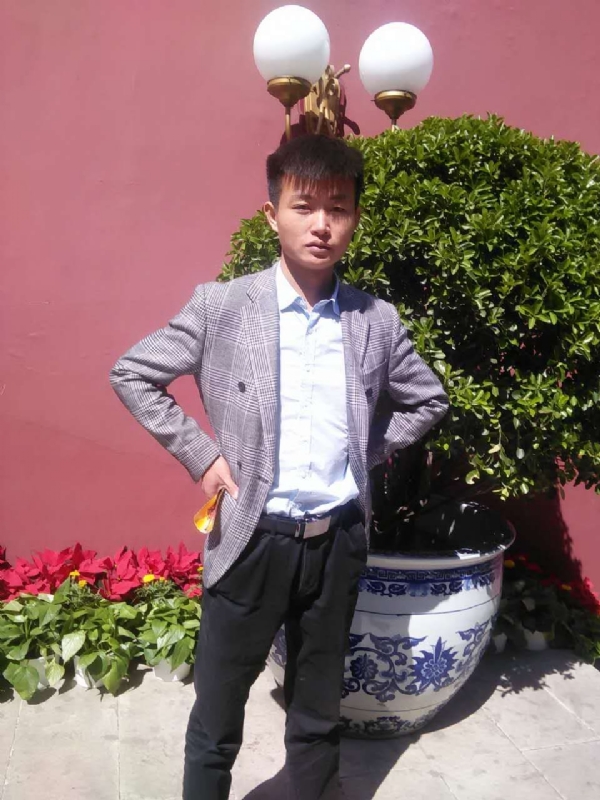 黎明之光的第一张照片--福州闪婚服务中心
