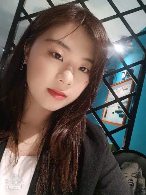带翅膀的小猫的第一张照片--福州闪婚服务中心