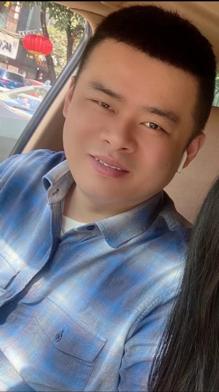 薛诚玖的第四张照片--福州闪婚服务中心